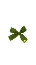 Load image into Gallery viewer, Forest Green Hairbow
