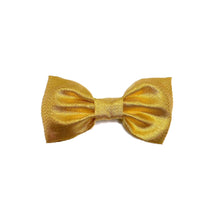 Load image into Gallery viewer, Gold Tinsel Bow Tie
